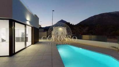 Resale - Chalet -
Polop - Alberca