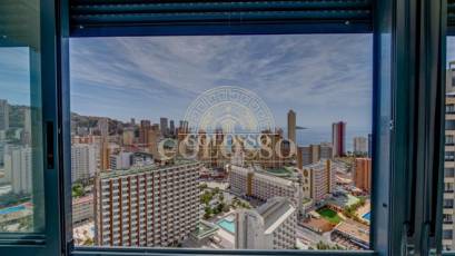 Resale - Apartamento -
Benidorm - Levante