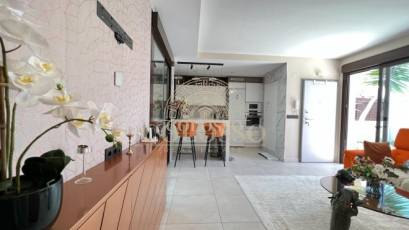 Resale - Villa de Lujo -
Orihuela Costa - Montezenia