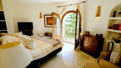 Resale - Villa -
Benissa - Fustera