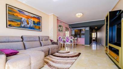 Resale - Penthouse -
Torrevieja - Playa del Cura