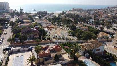 Reventa - Villa de Lujo -
Orihuela Costa - La Zenia