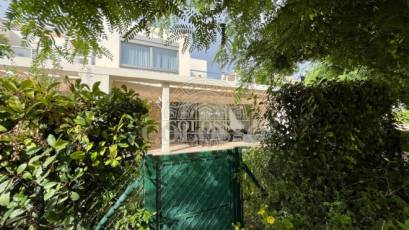 Resale - Chalet -
Villajoyosa - 1a linea