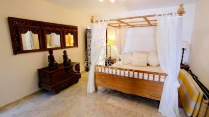 Resale - Villa -
Benissa - Fustera