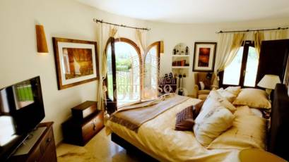 Resale - Villa -
Benissa - Fustera