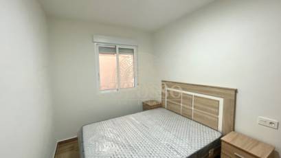 Alquiler - Apartamento / piso -
Torrevieja - Playa de los Locos