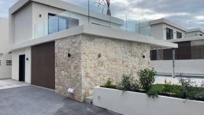 Reventa - Villa de Lujo -
Orihuela Costa - Montezenia