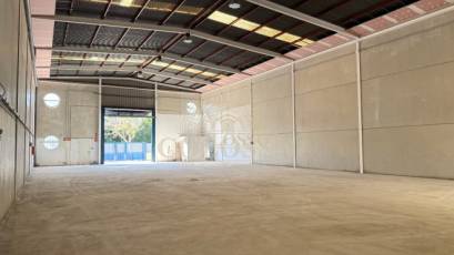 Alquiler - Local Comercial -
Catral