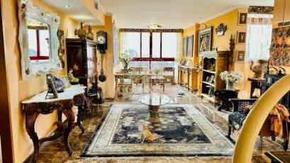 Resale - Piso -
Benidorm - Poniente
