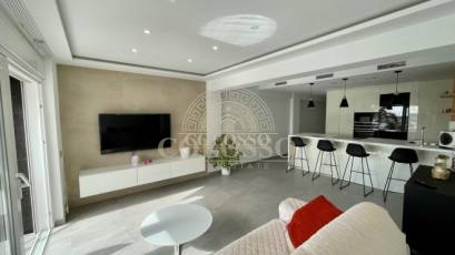Alquiler - Apartamento / piso -
Torrevieja - Centro
