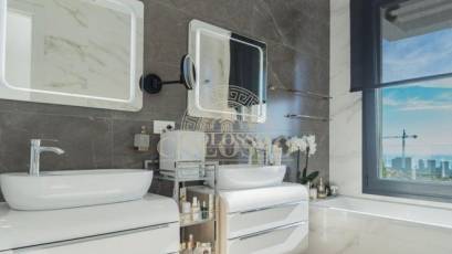 Resale - Villa de Lujo -
Finestrat - Sierra cortina