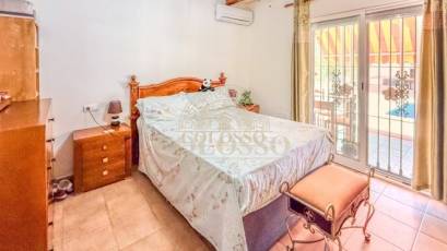 Resale - Chalet -
Rafal