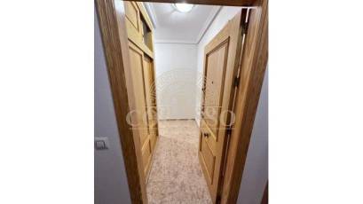 Resale - Apartamento -
Torrevieja - Acequion