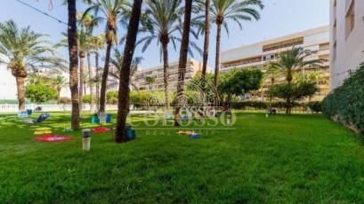 Resale - Penthouse -
Torrevieja - Playa de los Locos