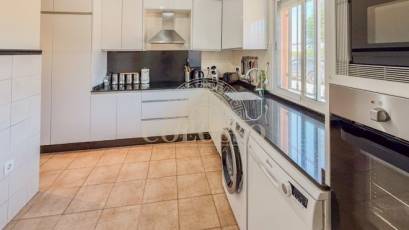 Resale - Chalet -
Rafal