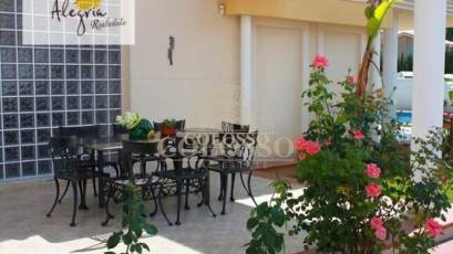 Resale - Chalet -
L'Eliana - MONTEALEGRE