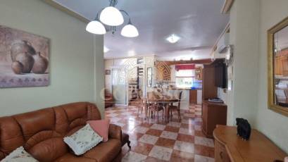 Reventa - Villa -
Orihuela Costa - Villamartín
