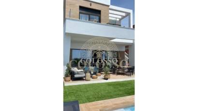 Resale - Chalet -
Finestrat - Balcón de finestrat