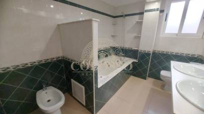 Reventa - Casa -
Orihuela