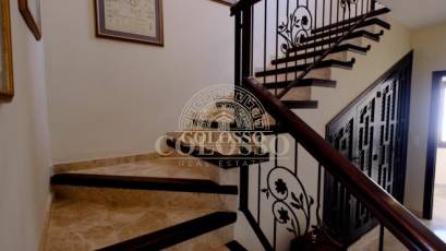 Resale - Villa -
Benissa - Fustera