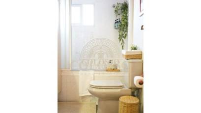 Resale - Piso -
Benidorm - Poniente