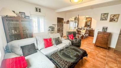 Resale - Villa -
Agost