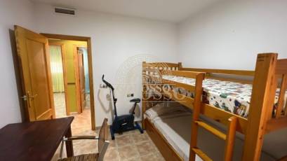 Resale - Chalet -
Godelleta - El bosque
