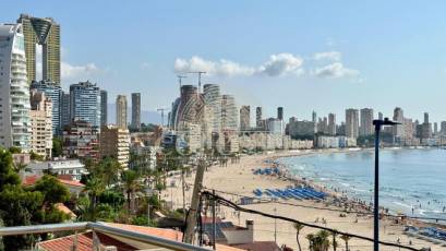 Resale - Pareado -
Benidorm - Cala de Benidorm