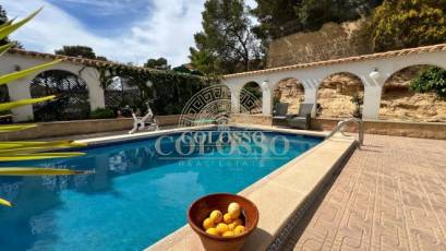 Resale - Casa -
Torrevieja - Los balcones