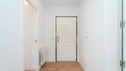 Reventa - Piso -
Madrid - Fuentelarreina