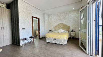 Resale - Penthouse -
Torrevieja - La Mata