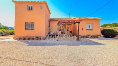 Resale - Chalet -
Rafal