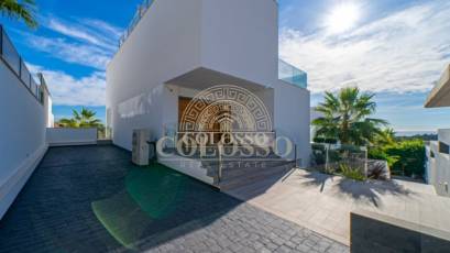 Resale - Villa -
Finestrat - Balcón de finestrat
