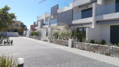 New Build - high-bungalow -
Torrevieja