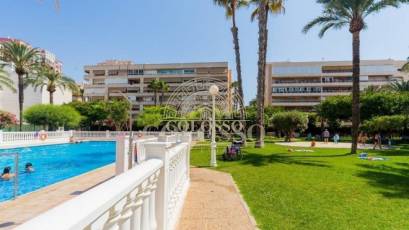 Resale - Penthouse -
Torrevieja - Playa de los Locos