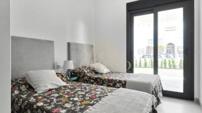 Obra nueva - Bungalow -
Torrevieja