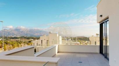 Resale - Chalet -
Polop - Alberca
