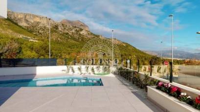 Resale - Chalet -
Polop - Alberca