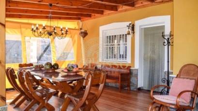 Reventa - Chalet -
Orihuela