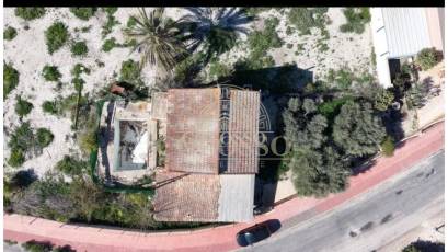 Resale - Plot / Land -
Benferri