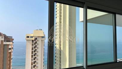 Resale - Piso -
Benidorm - Levante
