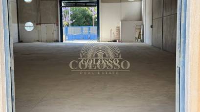 Alquiler - Local Comercial -
Catral