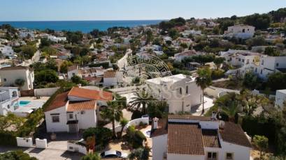 Resale - Chalet -
Benissa - playa fustera