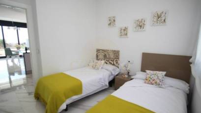 Resale - Villa -
Orihuela Costa - Campoamor