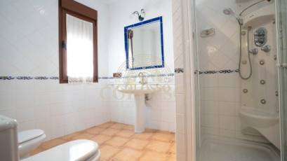 Resale - Inmueble singular -
San Miguel de Salinas - CENTRO
