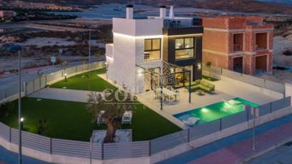 Resale - Chalet -
Mutxamel - Bonalba-Cotoveta