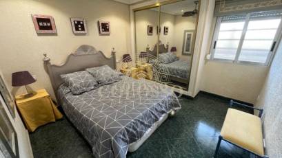 Resale - Piso -
Benidorm - Poniente