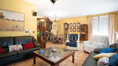 Resale - Inmueble singular -
San Miguel de Salinas - CENTRO