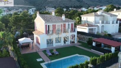 Resale - Villa -
Finestrat - Sierra cortina