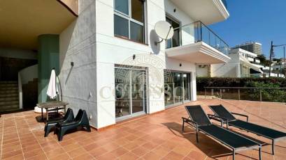 Resale - Pareado -
Benidorm - Cala de Benidorm